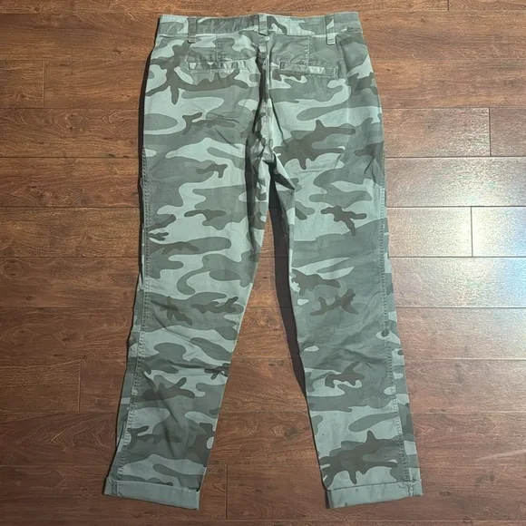 Gap Girlfriend Chino - Picture 5 of 6